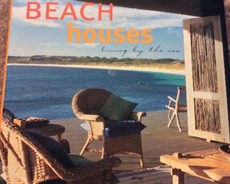Australian Beach Houses: Living by the Sea, Jenna Reed Burns, Lansdowne Publishing, 1999. ISBN 1863026568. $8. 