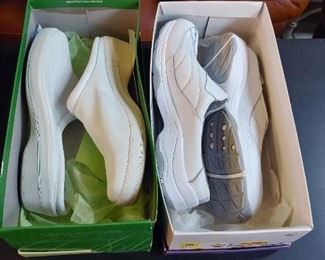 Shoes LOT  $30.00   Grasshoppers Shoes Size 10 Female / Mootsies Sport Shoes Size 10 male  #HWW25