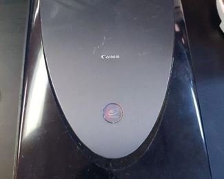 Canon Canoscan 9950F Photo Copier  $40.00  17" x 11"  #HWW55