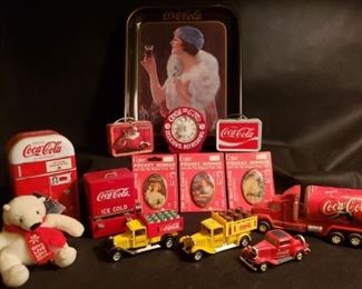 Nostalgic Coca-Cola Assortment https://ctbids.com/#!/description/share/377331