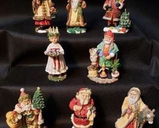 International Santa Claus Collection (Part 1) https://ctbids.com/#!/description/share/377338