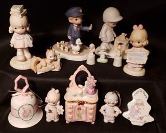 Large Assortment of Precious Moments Porcelain Collectibles https://ctbids.com/#!/description/share/377343