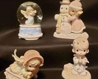 Musical Snow Globe and Winter Precious Moments Collection https://ctbids.com/#!/description/share/377344