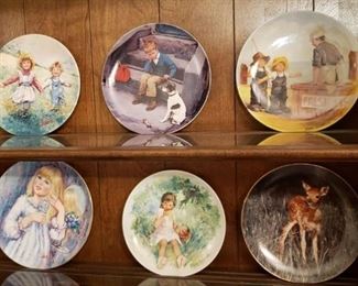 Fine Collector's Plates from France, Denmark, and the United States https://ctbids.com/#!/description/share/377372