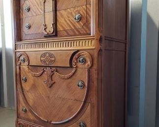 Art Deco Chest (Bedroom Suite with Lots 151, 152) https://ctbids.com/#!/description/share/371954