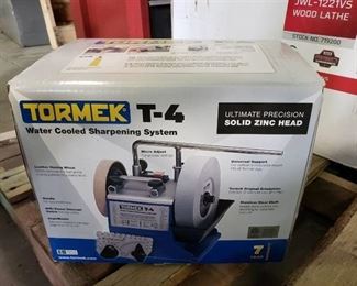 Tormek T-4 Sharpening System