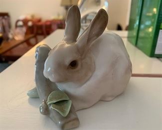 $15 Lladro bunny 