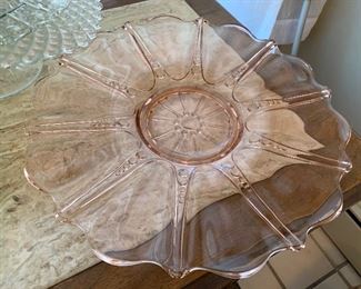 $15- Misc glassware/serving platters, and a cake platter 