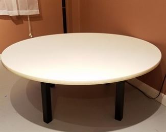 $10- Round white top coffee table with black legs. Top diameter 41" table height 16"