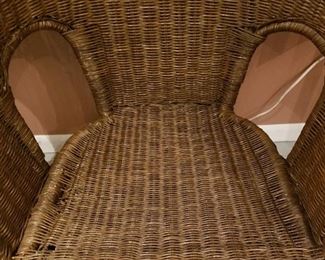 $30-Set of 4 wicker chairs with removable brown pads. 2 have slight damage. Measure 31"×24" seat height 17"