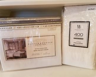 $10-King Duvet cover and pillow cases- New in package