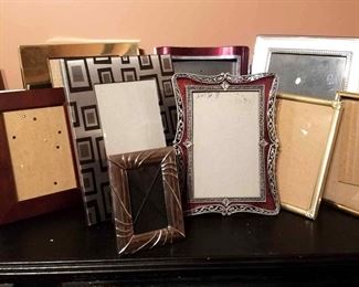 $24-Lot of various sizes of picture frames- 18 frames in total