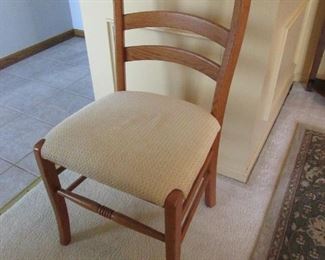 dining set chair detail
