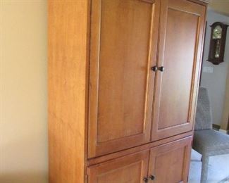 entertainment center detail