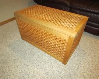 Woven storage trunk. 30"w X 16.5" h X 16.5"d PRICE: $45.00