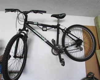 Men's 26" IronHorse Maverick 1.2 mountain bike. PRICE: $60.00