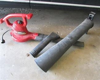 Toro electric leaf blower. PRICE: $30.00