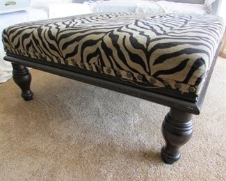 ottoman detail