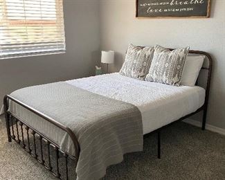 Queen Tubular Metal Frame Bed Complete 43x60x84in HxWxD