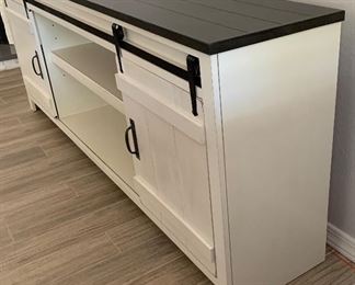 7ft Farmhouse Rustic Media Console 33x84.25x16.5in HxWxD