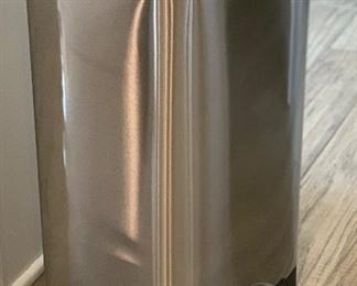 Brushed Stainless Steel Garbage Can 25.5x15x11.5in HxWxD