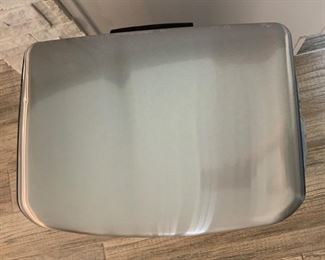 Brushed Stainless Steel Garbage Can 25.5x15x11.5in HxWxD