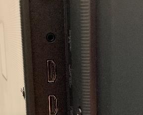 Hisense 43in 4K UHD Smart TV 43RGE HD TV 24x28x8in (width measured at feet) HxWxD