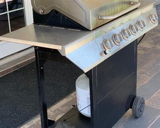 NexGrill 5-burner Propane Grill w/ Side Burner 720-0888N 47x52x22in HxWxD