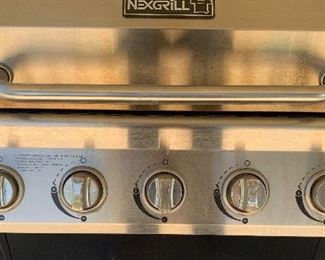 NexGrill 5-burner Propane Grill w/ Side Burner 720-0888N 47x52x22in HxWxD