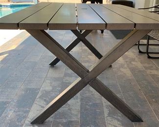 Outdoor Patio Metal Table & 6 Chairs Table: 29.5x39x70in HxWxD