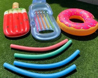 Pool Floats & toys
