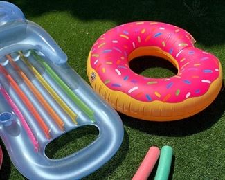Pool Floats & toys