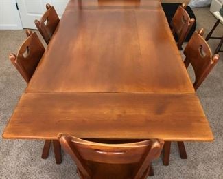 Dining table, leaves, 6 chairs pads $400