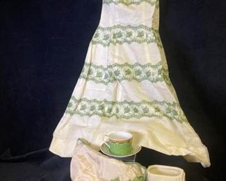 186m Vintage Dress  Floral Applique Pillow