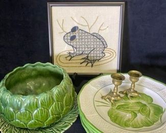 165m Frog Theme Italian Pottery  Collectibles