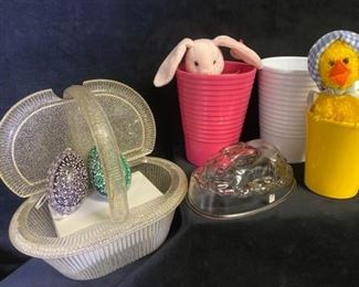 210n Easter Related Items Vintage