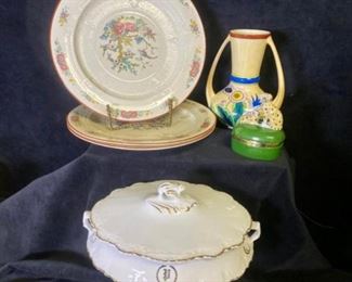 214m Homer Laughlin, Royal Trico  Basset Ware