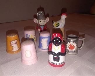 FIGURINE AND ASSORTED THIMBLES