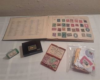 STAMP COLLECTION FOREIGN AND DOMESTIC STAMPS