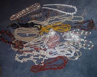 ASSORTED NECKLACES AND BRACELETS