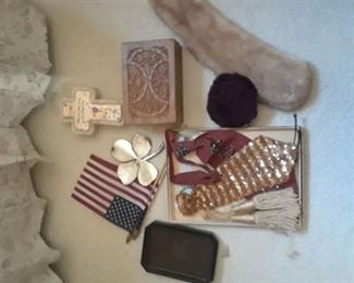 ASSORTED DECOR AND WOMEN'S ACCESSORIES