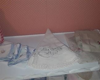 VARIOUS HAND STITCHED LINENS
