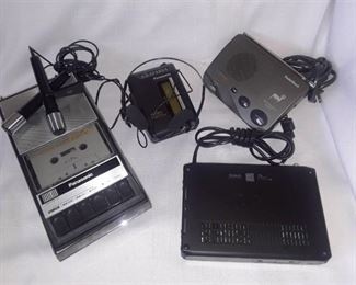 ASSORTED SMALL ELECTRONICS