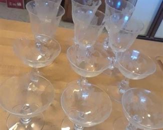 ETCHED FLORAL GLASSES 3 SIZES TOTAL 12 PIECES