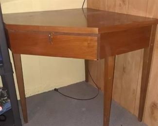 CORNER TABLE WITH SEWING SUPPLIES