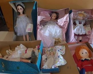 VINTAGE DOLLS AND ACCESSORIES
