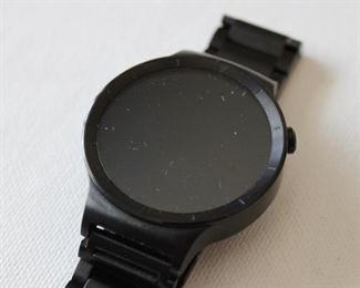 13. SOLD - Huawei smart watch 316L, black metal bracelet - Excellent condition, runs