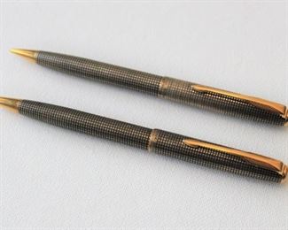 32. $160 - Parker Sonnet Cisele Sterling Silver Ballpoint Pen & Pencil Set - Excellent condition, sterling is lighter in one area from use on pencil