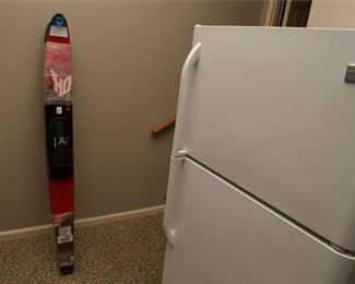 186. Excel 67 Inch Skis