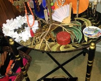 Darling bamboo style tray table